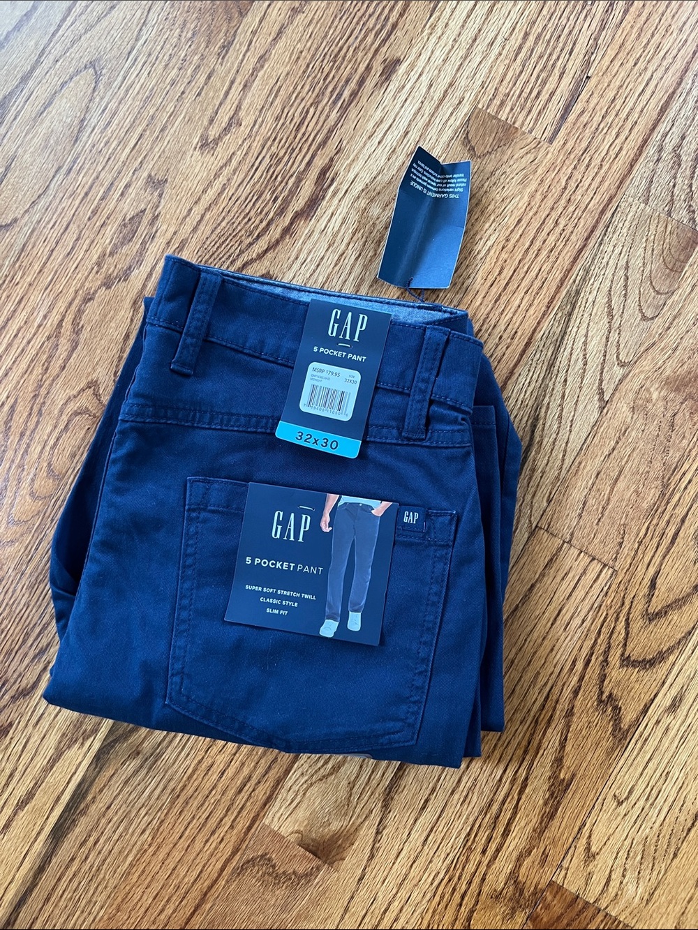 GAP Men's 5-Pocket Chinos in Navy